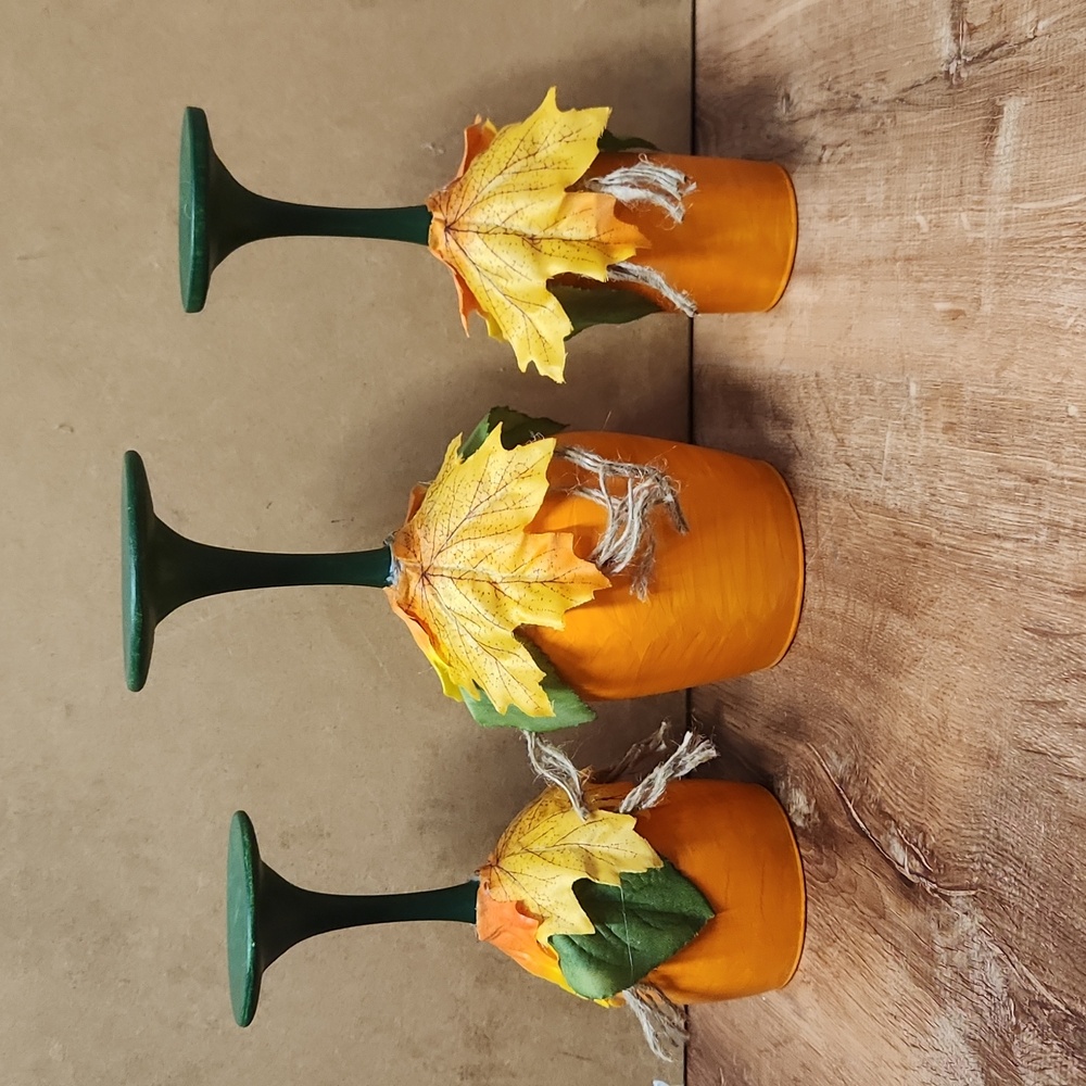 🎄Hand Crafted Pumpkin Wine Glass Candle Holder Set of 3 - Picture 6 of 8